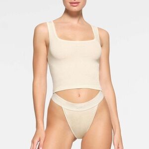 Skims Cotton Rib Tank in Bone